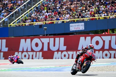 Souverän: Weltmeister Bagnaia ist der beste Sprinter in Assen vor Jorge Martin