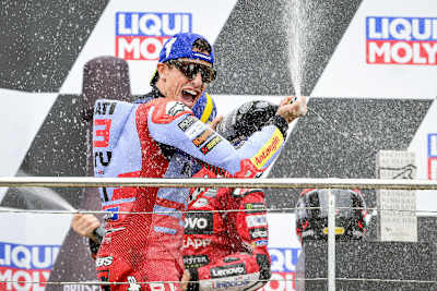 Marc Márquez wurde am Sachsenring Zweiter, war zusammen mit seinem Bruder Alex (3.) auf dem Podium