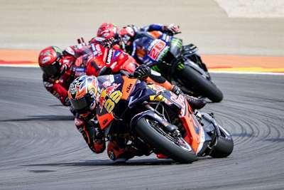 Brad Binder (6.) kam vor der Ducati mit der #1 ins Ziel