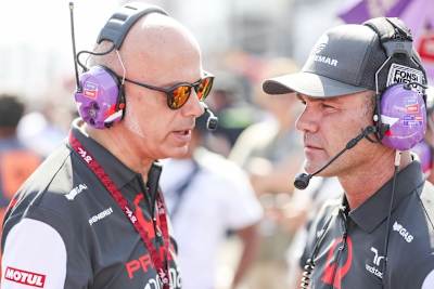 Pramac-Manager Nieto (re.) mit Jorge Martins Crew-Chief Daniele Romangnoli