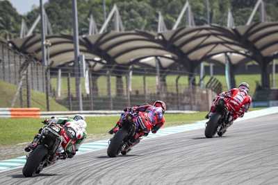 Zarco beim Versuch der Ducati-Elite im Zeittraining zu folgen