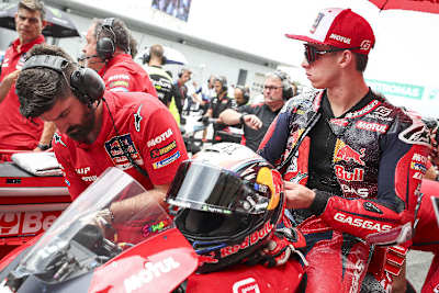 Pedro Acosta wurde im Sprint von Sepang Neunter