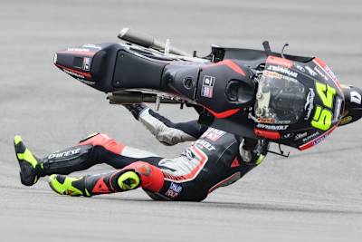 Crash Nummer auf Platz 2 liegend für den Intact-Piloten