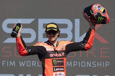 Ducati-Aushängeschild Nicolo Bulega holte sich in Assen den Sieg im ersten Lauf