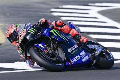 Fabio Quartararo auf seiner Yamaha M1 in Silverstone