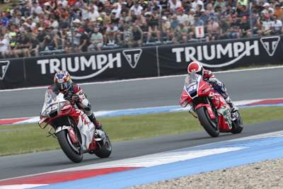 Somkiat Chantra kam direkt vor Aleix Espargaro ins Ziel