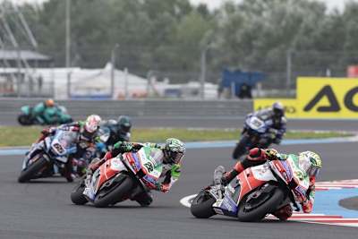 Die Bimota-Piloten Alex Lowes und Axel Bassani