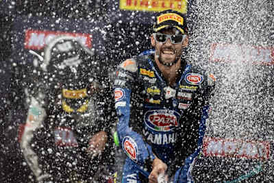 Stefano Manzi befindet sich auf Kurs zum WM-Titel