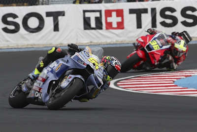 Rookie Aldeguer (5.) vor Honda-Werksfahrer Mir