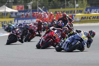 Die Lederkombis der MotoGP-Piloten sind dünne Hightech-Monster