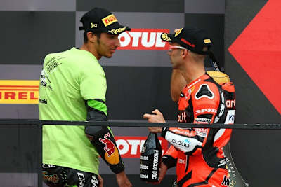 Toprak Razgatlioglu und Marco Melandri standen bereits zusammen auf dem Superbike-Podium