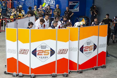 Hier kommt nichts raus. Doch manche Informationen finden immer einen Weg