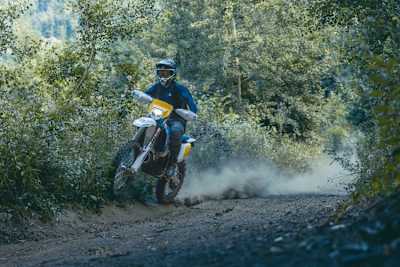 Husqvarna: Heritage-Modelle im Gedenken an die mehr als 100-jährige Geschichte der Marke