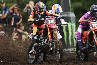 Valerio Lata gewann das MX2 Qualifikationsrennen im Talkessel