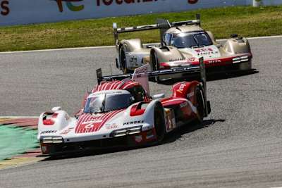 Werks-Porsche 963 vor dem Jota-Porsche in Spa
