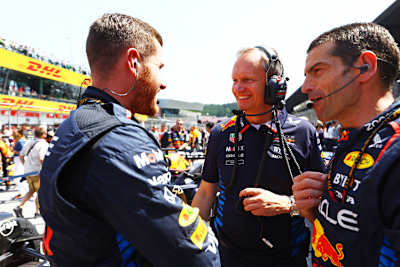 Red Bull Racing-Chefingenieur Paul Monaghan (Mitte)