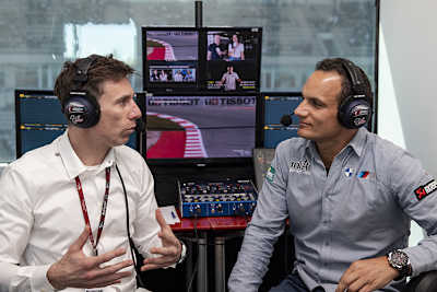 Alex Hofmann (rechts) mit ServusTV-Kollege Christian Brugger.