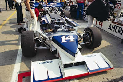 Was für ein Auto ist das? Wer sass am Steuer?