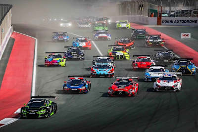 Die internationale Langstreckensaison beginnt bei den 24h Dubai