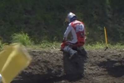 Sacha Coenen nach seinem zweiten Crash im ersten Lauf