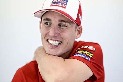 Pol Espargaró kann die Leistung von Acosta aus erster Hand beurteilen.