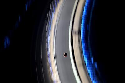 Max Verstappen unterwegs auf dem Jeddah Corniche Circuit