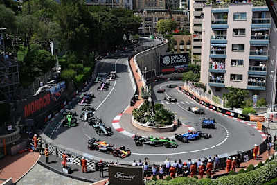 Die Strecke in Monaco ist zu eng zum Überholen. Mit einer neuen Boxenstopp-Regelung sollte das Rennen dieses Jahr aufgepeppt werden