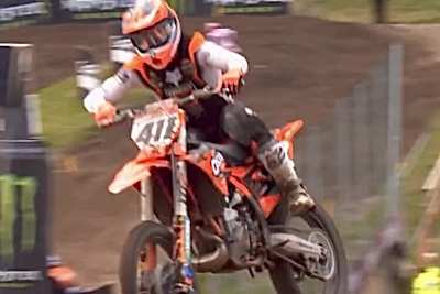 Marcel Stauffer wurde vom Hinterrad der Honda von Ruben Fernandez getroffen