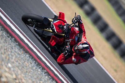 Ducati Streetfighter V4, Modelljahr 2025: Noch näher ans Superbike Panigale V4 herangerückt