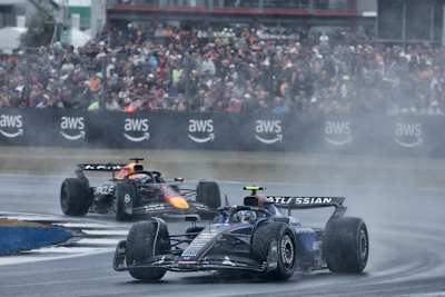Williams-Pilot Carlos Sainz in Silverstone im Regen. Auch in Spa dürfte es wieder regnerisch werden