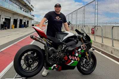 Lee Khouri finanziert das Superbike-Projekt Advocates Racing