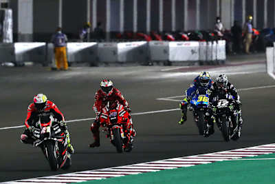 Aleix Espargaró konnte die Gegner nicht hinter sich halten – sowohl Miller (43) als auch Viñales (12) und Mir (36) kamen vor dem Aprilia-Fahrer ins Ziel