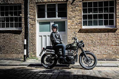 Kein historisches Foto, sondern die aktuelle Triumph Street Scrambler