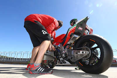 Bei Milwaukee Aprilia gab es viel zu schrauben