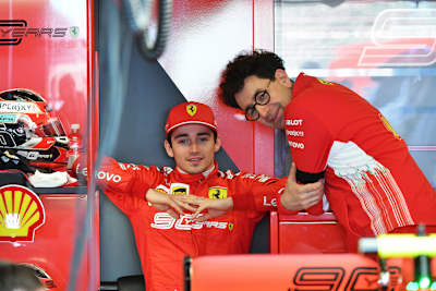 Charles Leclerc und Mattia Binotto 2019 in Melbourne