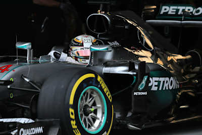 Roberto Merhi ist überzeugt: Lewis Hamilton wird von seinem neuen Teamkollegen Valtteri Bottas unter Druck gesetzt