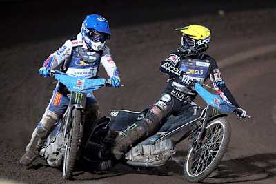 Tai Woffinden (re.) legte sich mit Nicki Pedersen an