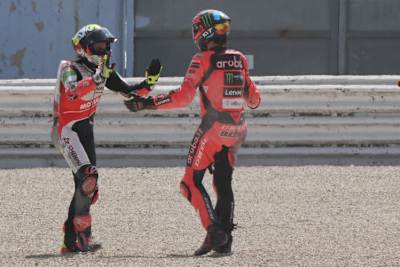 Das Bild spricht Bände: Axel Bassani (li.) und Nicolo Bulega