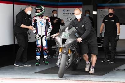 Das neue BMW-Team RC Squadra Corse