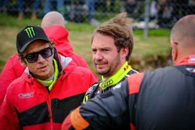 Valentino Rossi (li.) mit Teamkollege Frédéric Vervisch