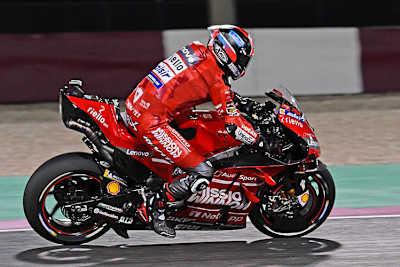 Danilo Petrucci mit dem Flügel vor dem Hinterreifen