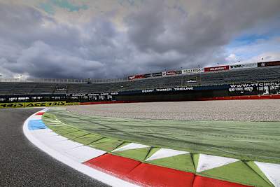 Alle hoffen, dass der Regen Assen fern bleibt