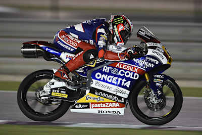 Niccolò Antonelli schnappte sich den Sieg im ersten Saisonrennen 2016