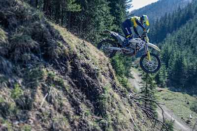 Husqvarna TE 350: Für die etwas anspruchsvollere Abkürzung zur nächsten Autobahneinfahrt