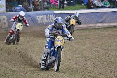 Stephan Katt (vorne) hofft, dass er von Ausfällen verschont bleibt