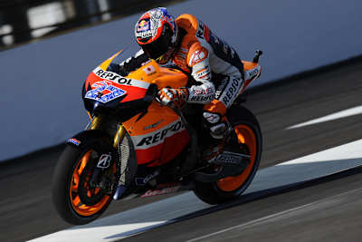 Casey Stoner ist nicht zu stoppen