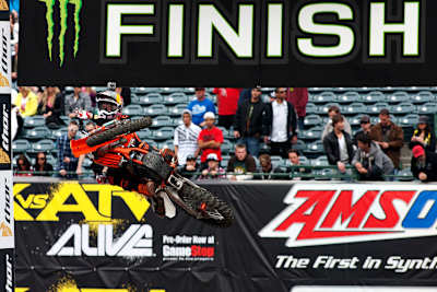 Ken Roczen feiert in Amerika erste Erfolge!