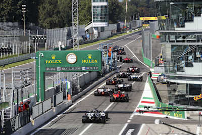 Die Formel 1 kehrt zur gewohnten Startzeit zurück