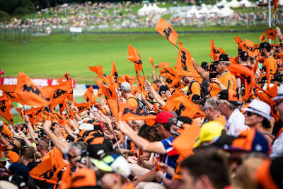 Die KTM-Tribüne in Spielberg