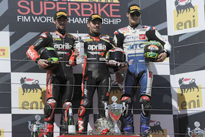 Der Horror für BMW: Aprilia nimmt das gesamte Podest ein